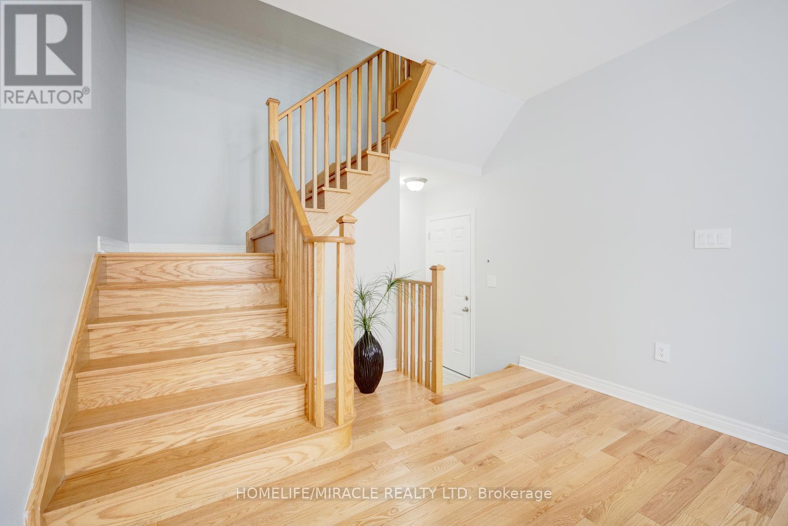 44 Matterhorn Road, Brampton, Ontario  L7A 0B7 - Photo 22 - W11991403