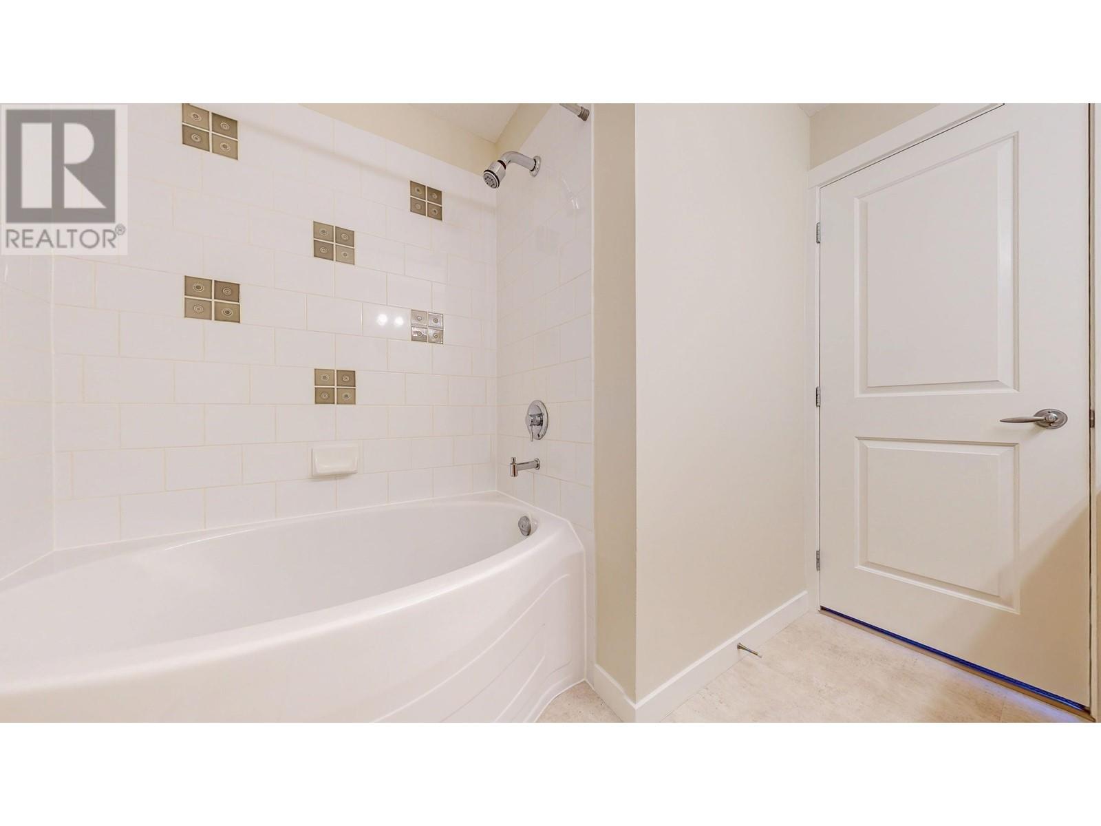 405 300 Klahanie Drive, Port Moody, British Columbia  V3H 5K8 - Photo 13 - R2970381
