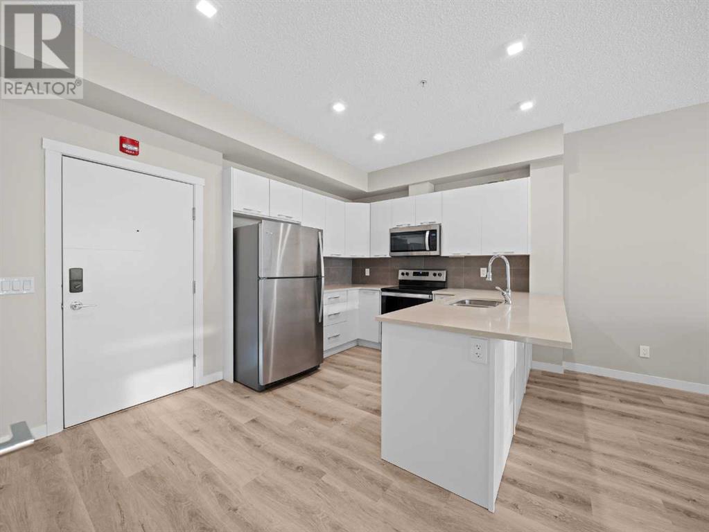Property at 112, 214 Sherwood Square NW image 2