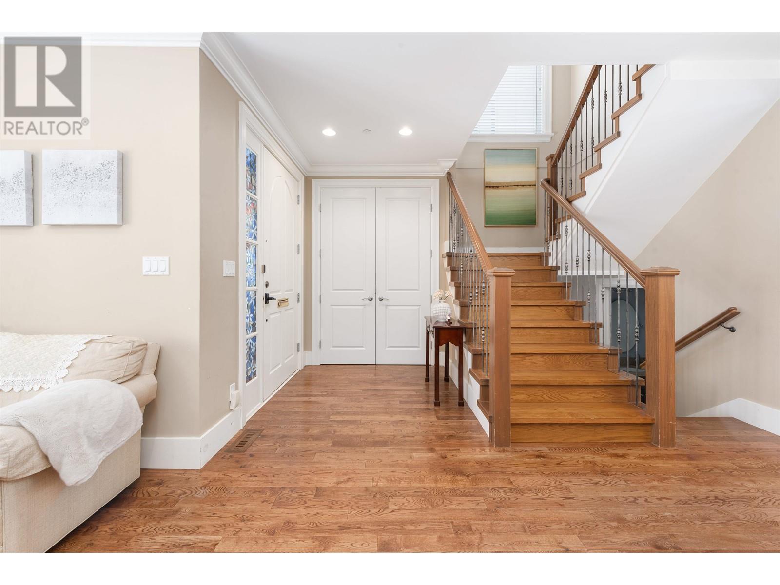 Listing Picture 16 of 40 : 4146 W 14TH AVENUE, Vancouver / 溫哥華 - 魯藝地產 Yvonne Lu Group - MLS Medallion Club Member