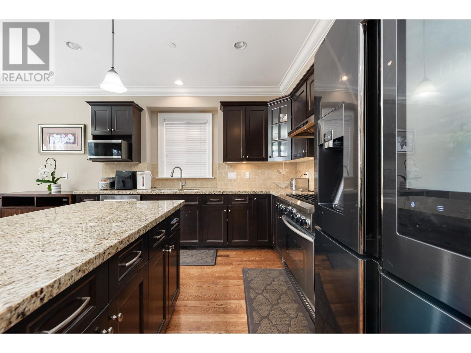 Listing Picture 6 of 40 : 4146 W 14TH AVENUE, Vancouver / 溫哥華 - 魯藝地產 Yvonne Lu Group - MLS Medallion Club Member