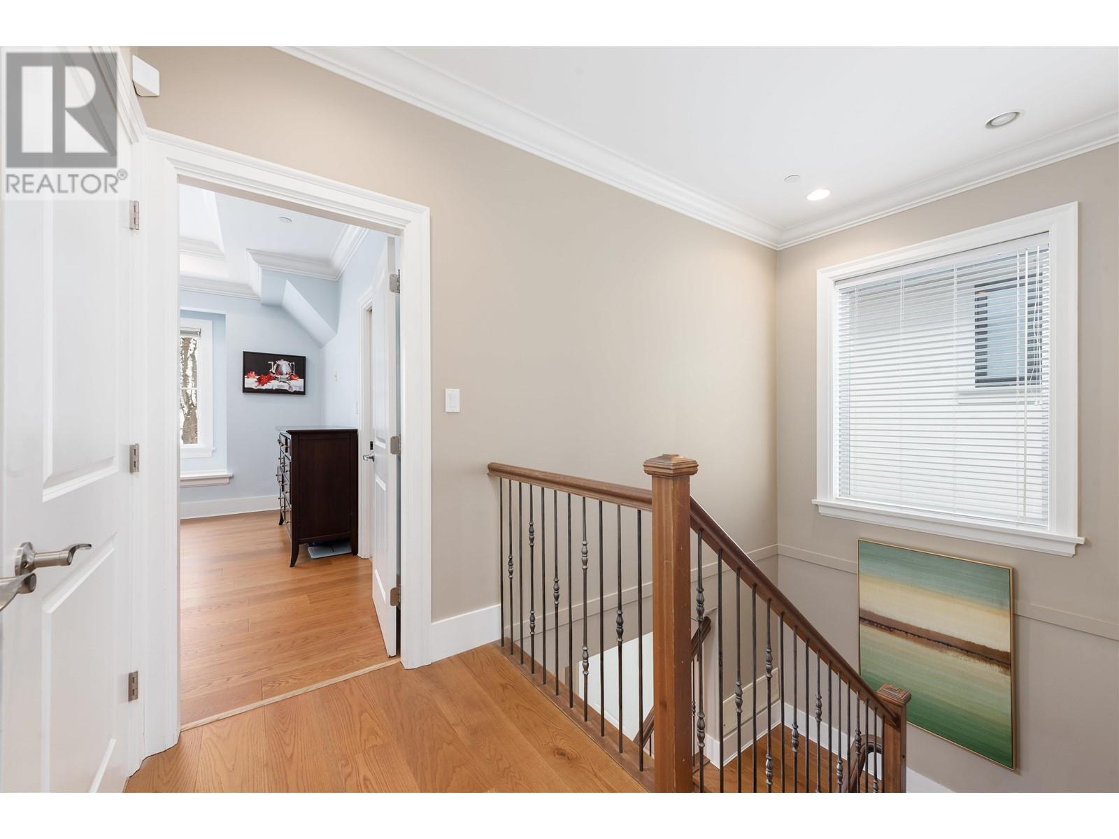 Listing Picture 17 of 40 : 4146 W 14TH AVENUE, Vancouver / 溫哥華 - 魯藝地產 Yvonne Lu Group - MLS Medallion Club Member