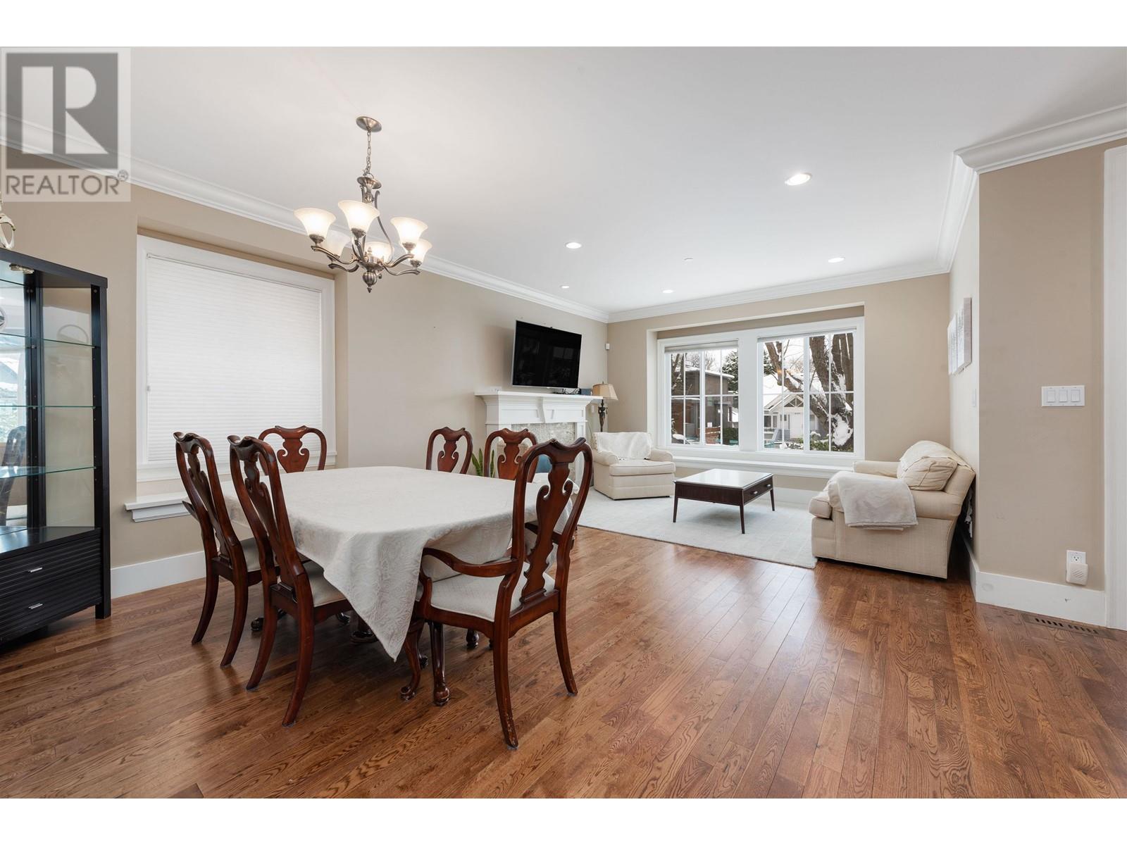 Listing Picture 13 of 40 : 4146 W 14TH AVENUE, Vancouver / 溫哥華 - 魯藝地產 Yvonne Lu Group - MLS Medallion Club Member