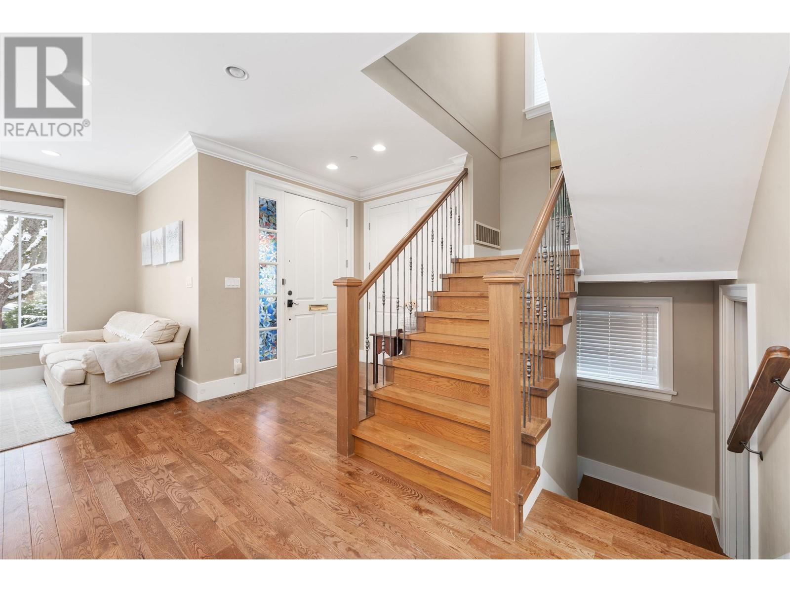 Listing Picture 15 of 40 : 4146 W 14TH AVENUE, Vancouver / 溫哥華 - 魯藝地產 Yvonne Lu Group - MLS Medallion Club Member