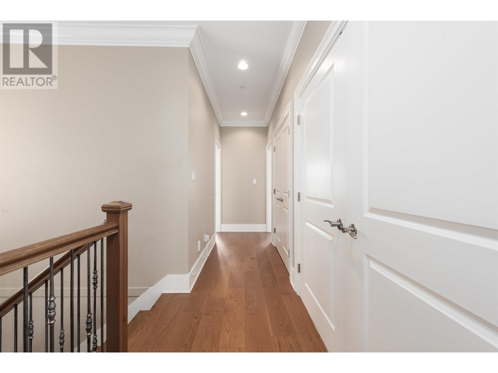 Listing Picture 18 of 40 : 4146 W 14TH AVENUE, Vancouver / 溫哥華 - 魯藝地產 Yvonne Lu Group - MLS Medallion Club Member