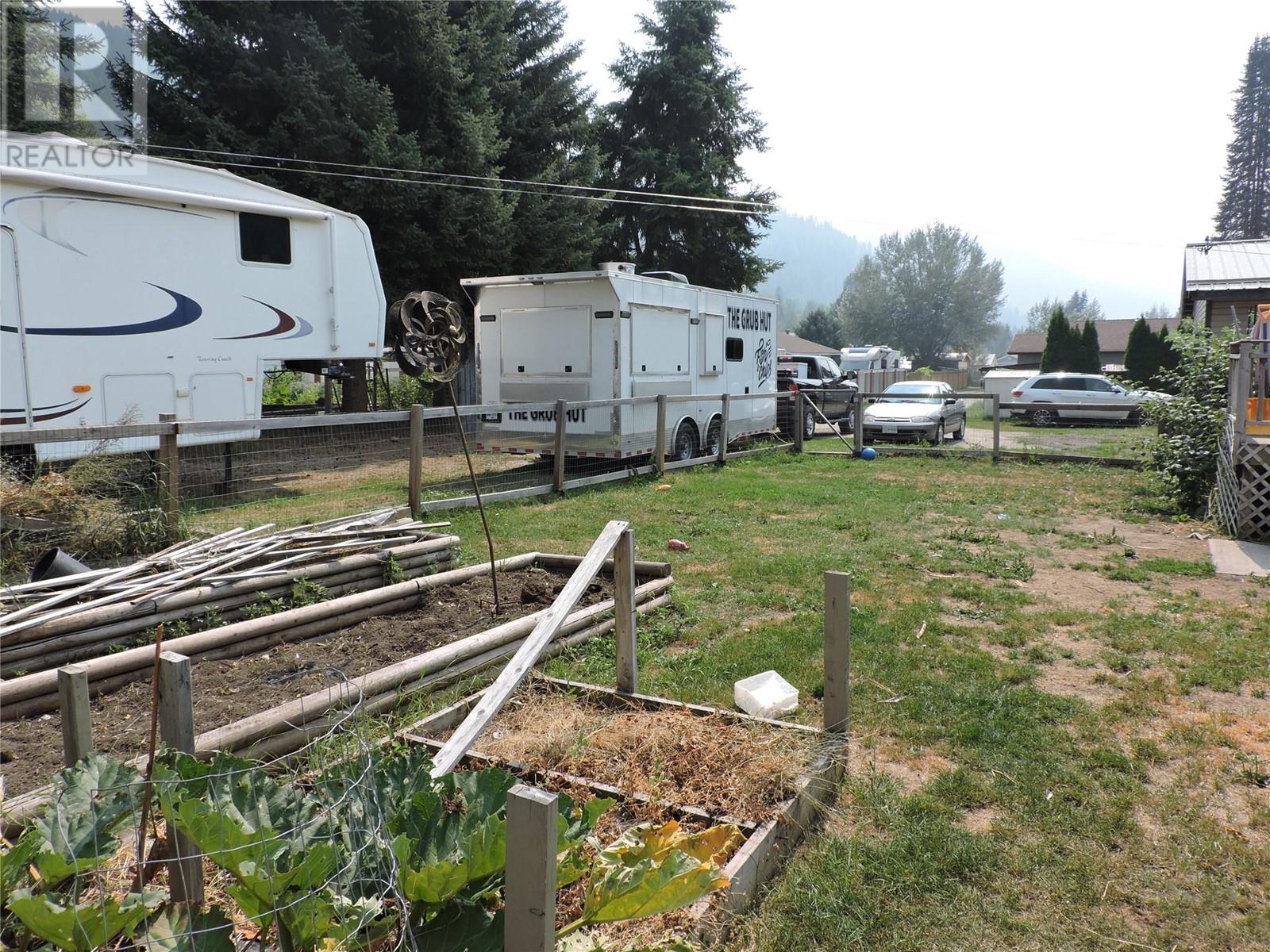 684 Government  N Avenue, Greenwood, British Columbia  V0H 1J0 - Photo 8 - 10336812