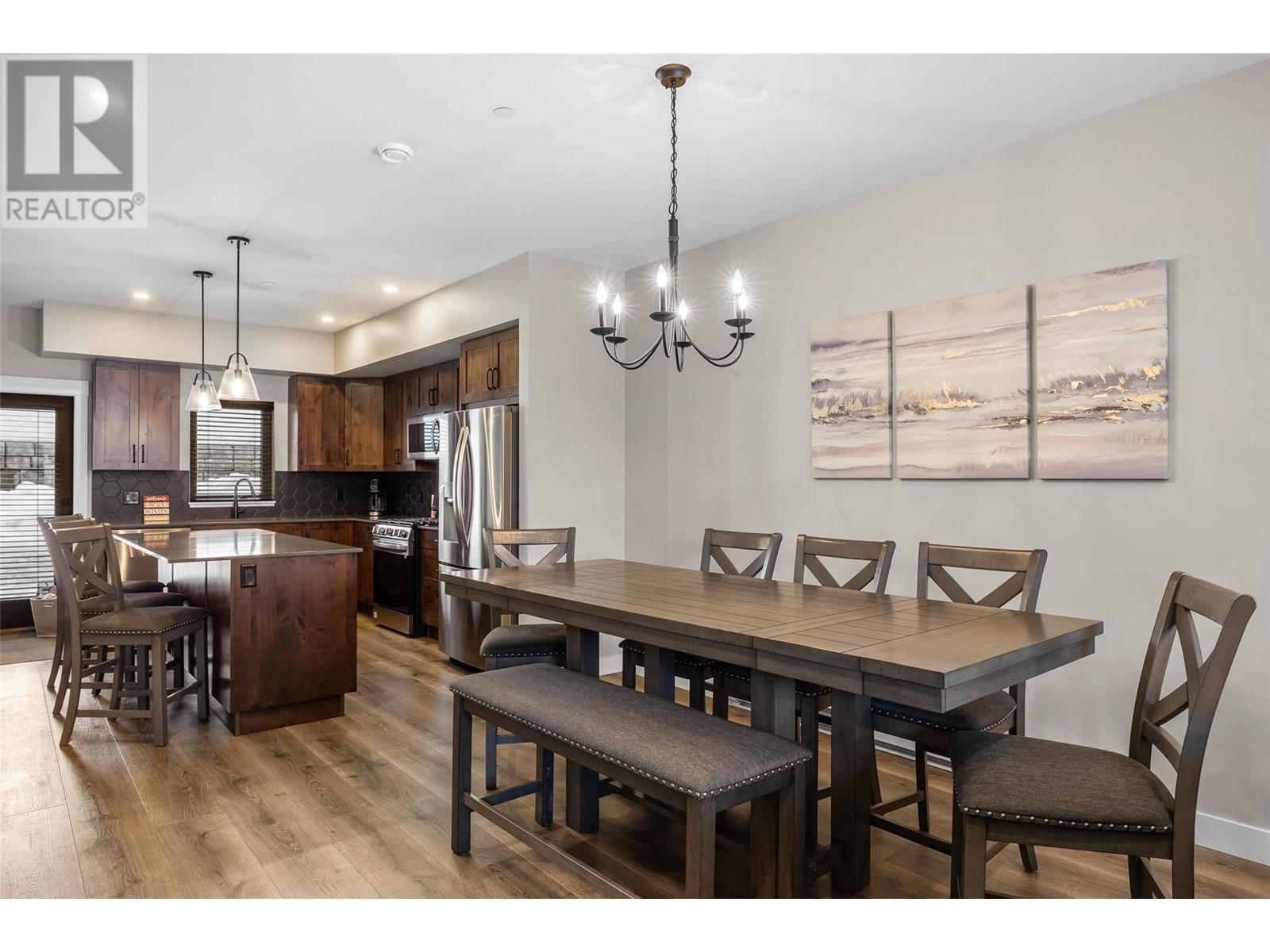 Property at 5050 Valley Drive Unit# 22 image 3