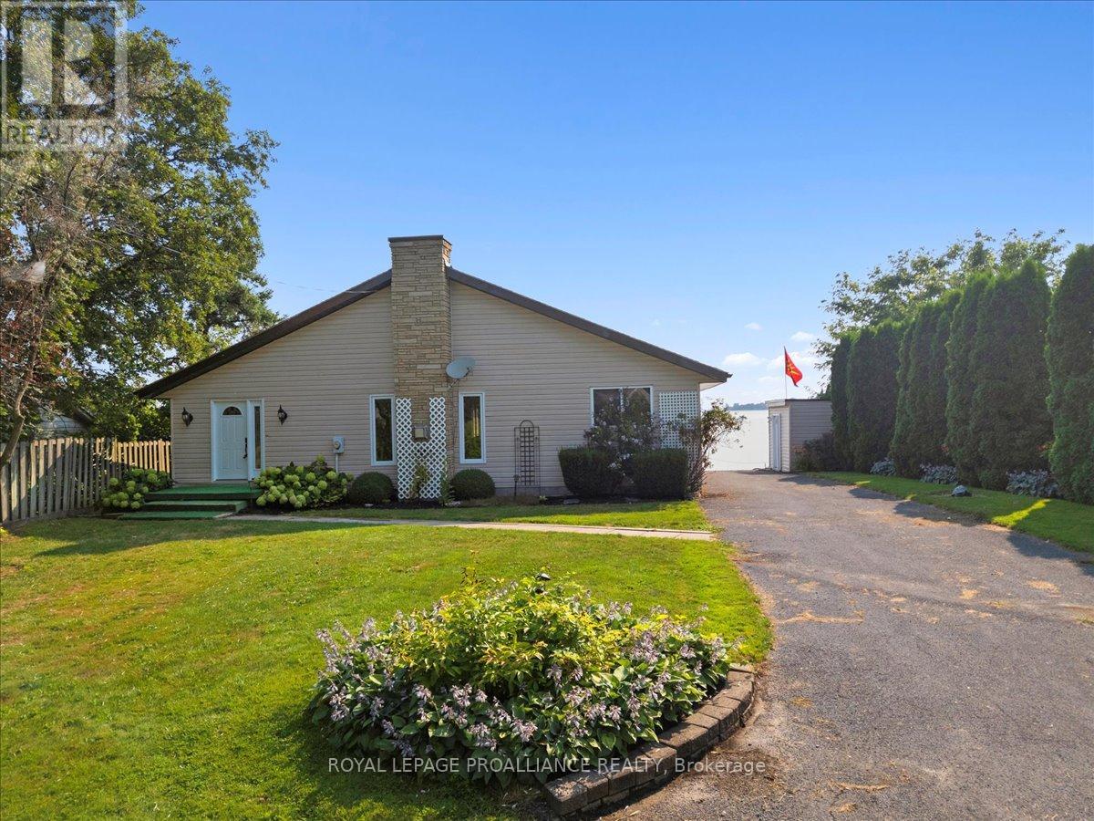 32 Peats Point Lane, Prince Edward County, Ontario  K8N 4Z7 - Photo 6 - X11951496