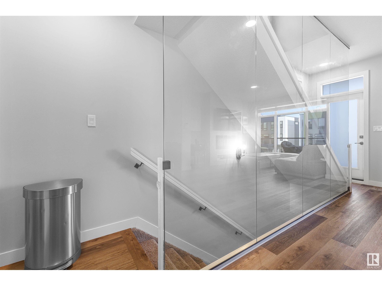 Property at 1715 Keene CR SW image 4