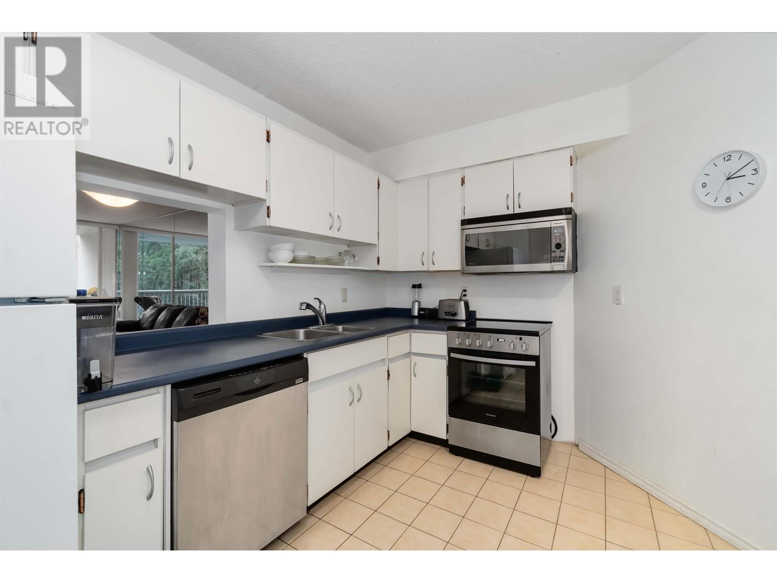 405 2024 Fullerton Avenue, North Vancouver, British Columbia  V7P 3G4 - Photo 17 - R2970905