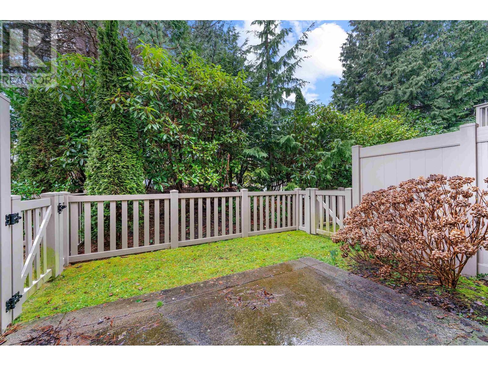 Listing Picture 34 of 35 : 77 6588 BARNARD STREET, Richmond / 烈治文 - 魯藝地產 Yvonne Lu Group - MLS Medallion Club Member