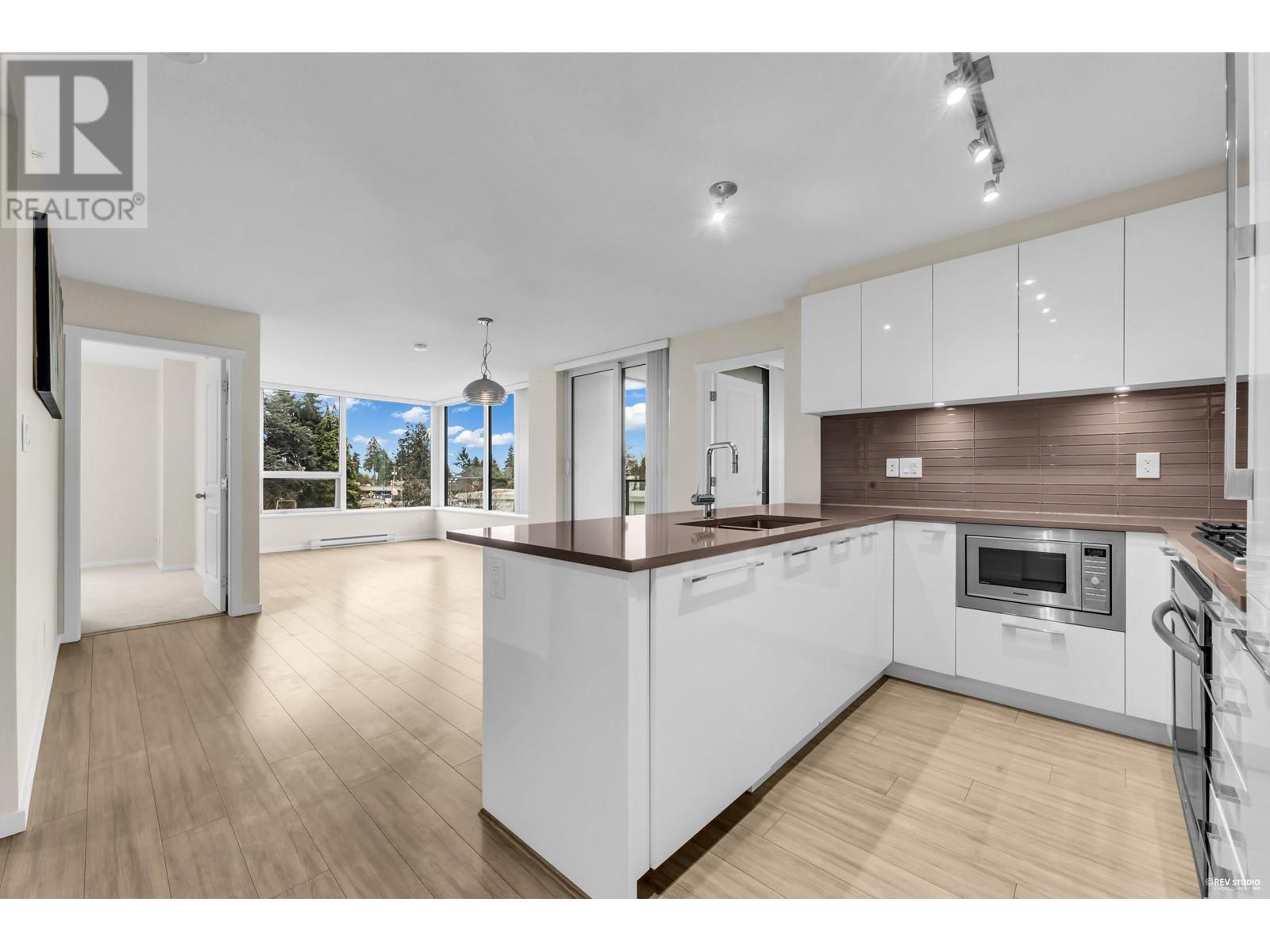 302 6658 Dow Avenue, Burnaby, British Columbia  V5H 0C7 - Photo 6 - R2971340