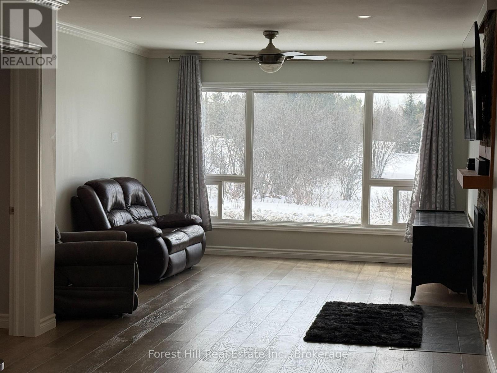 11946 Hwy 522 Highway, Parry Sound Remote Area, Ontario  P0H 1S0 - Photo 9 - X11991327