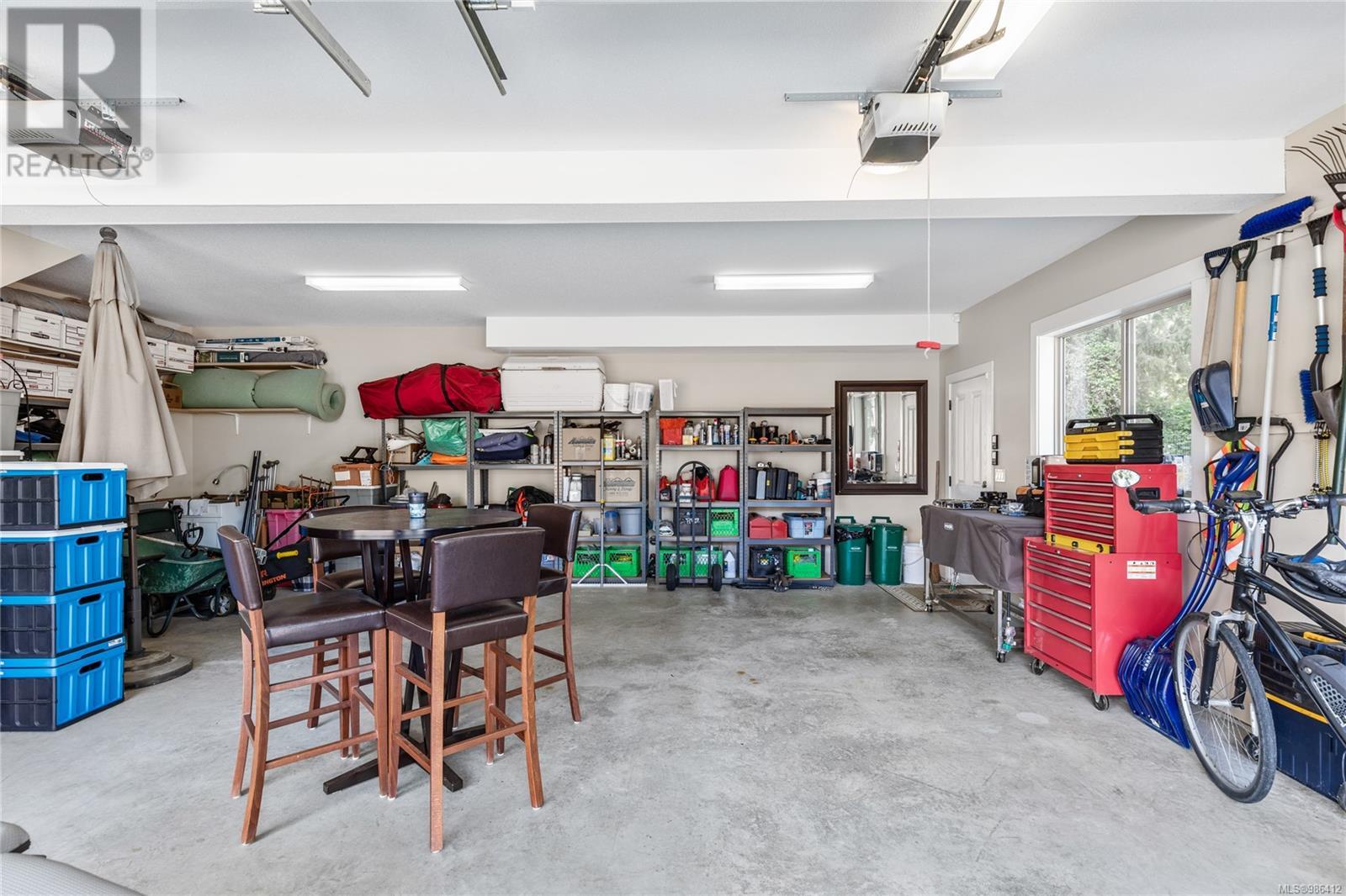 Property at 423 Craig St image 3