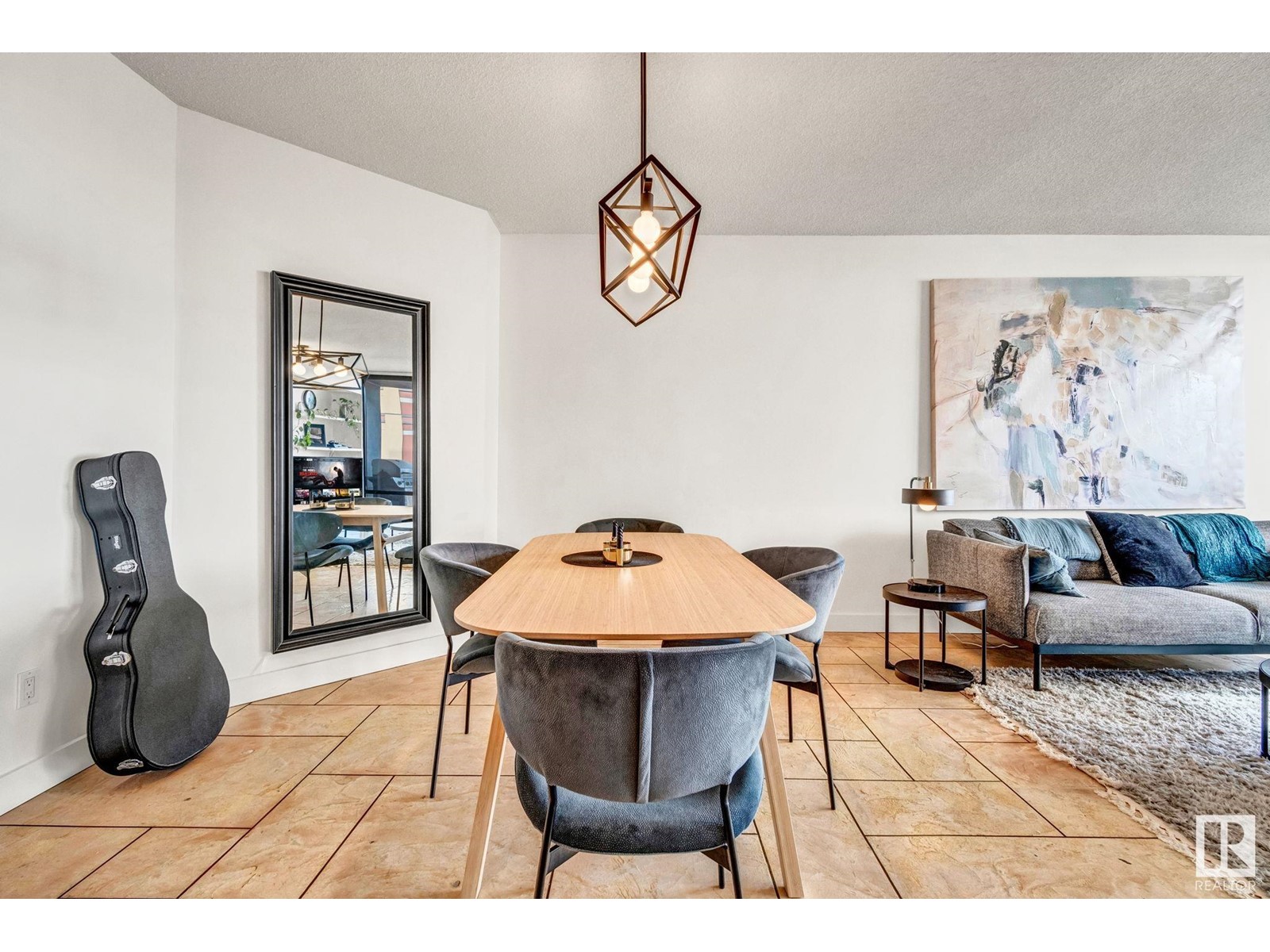 #403 10028 119 St Nw Nw, Edmonton, Alberta  T5K 1Y8 - Photo 15 - E4423124