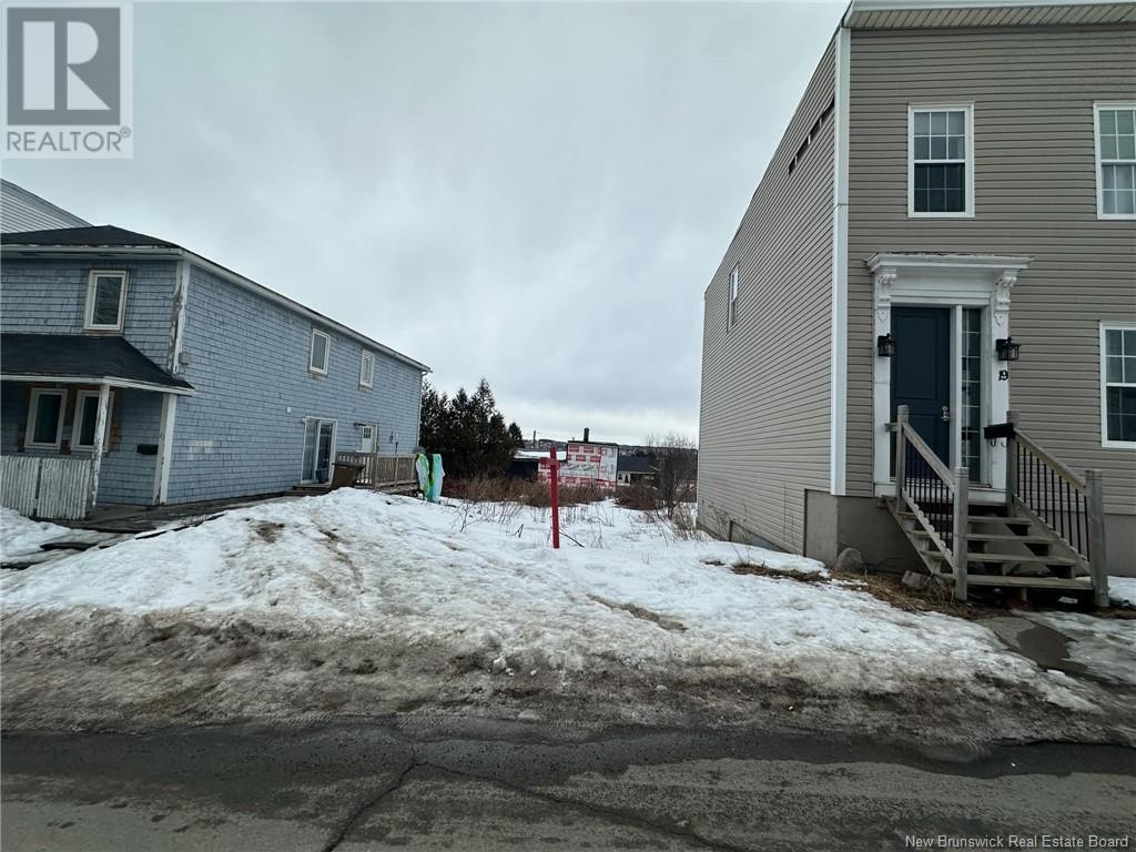 21 Delhi Street, Saint John, New Brunswick  E2L 3E5 - Photo 5 - NB113246