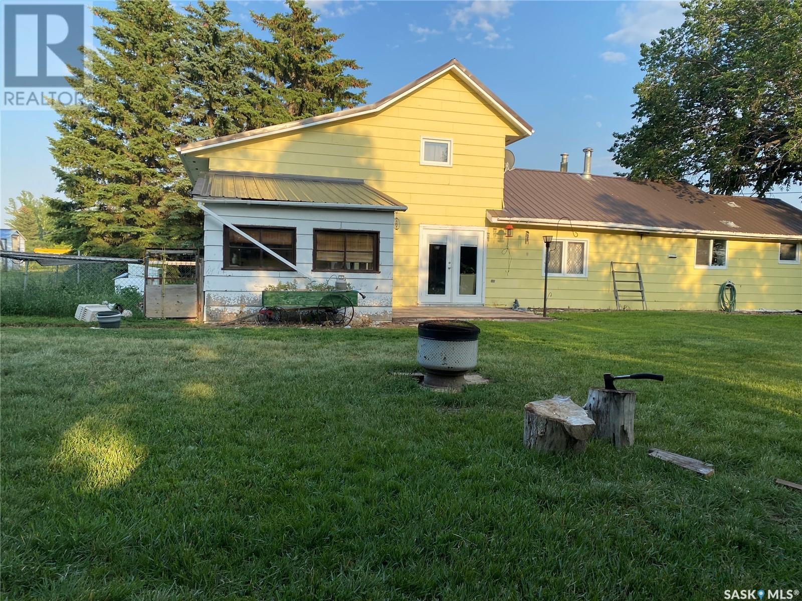 . Railway Avenue, Gladmar, Saskatchewan  S0C 1A0 - Photo 46 - SK996027