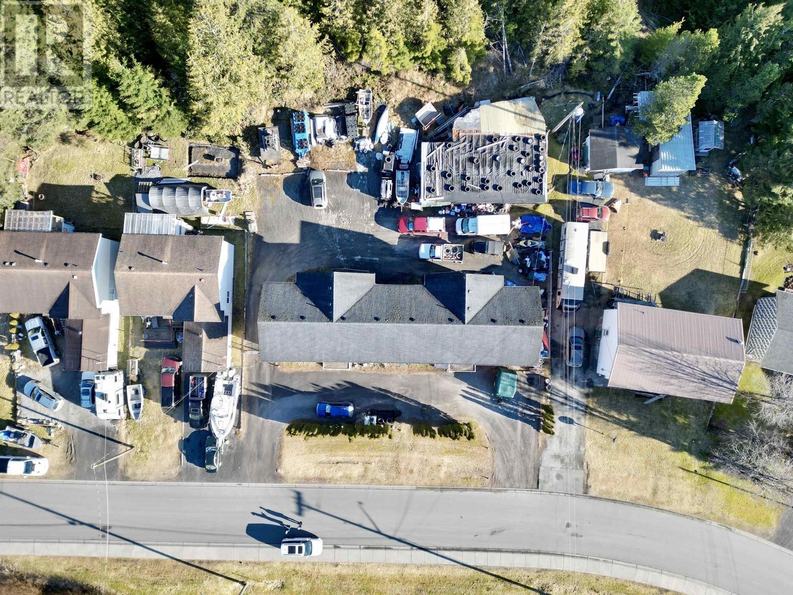 575 Evergreen Drive, Port Edward, British Columbia  V0V 1G0 - Photo 3 - C8066956