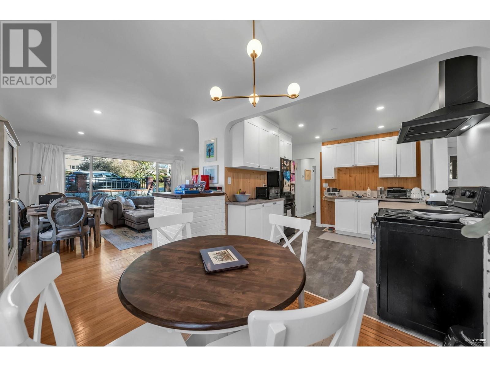 441 Tempe Crescent, North Vancouver, British Columbia  V7N 1E7 - Photo 10 - R2970968