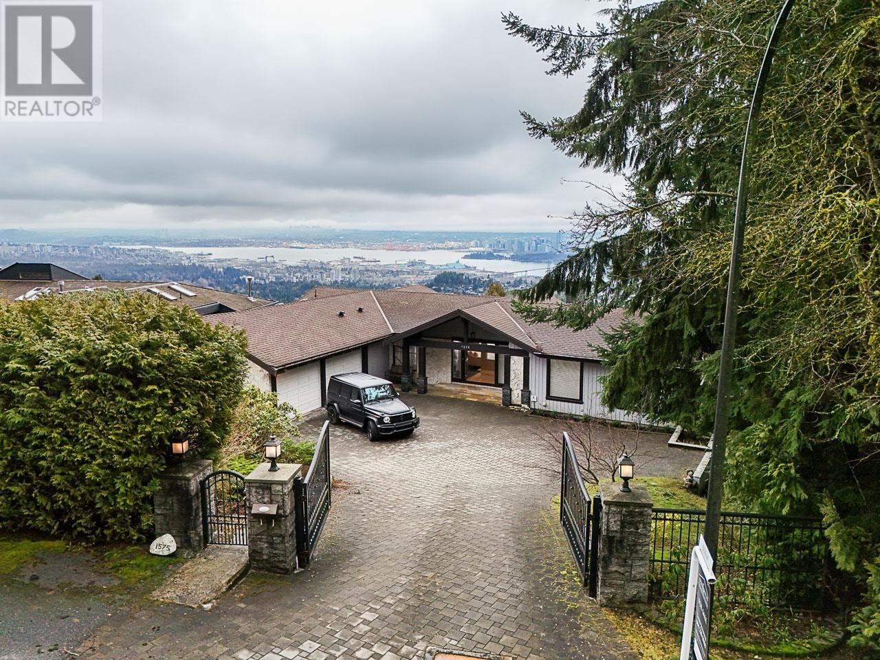 1575 Chartwell Drive, West Vancouver, British Columbia  V7S 2R9 - Photo 37 - R2971342