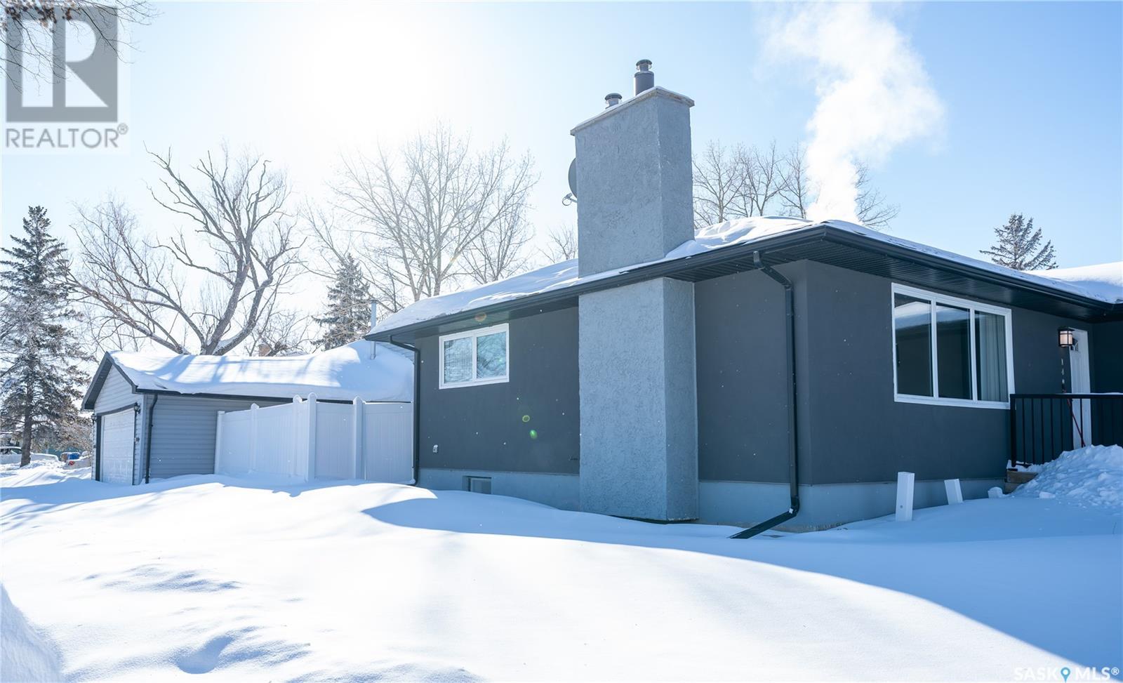 Property at 1405 Macpherson AVENUE image 2