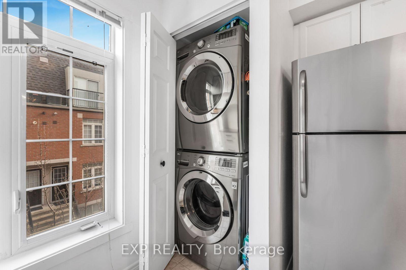 215 - 870 Jane Street, Toronto, Ontario  M6N 4C2 - Photo 14 - W11991627