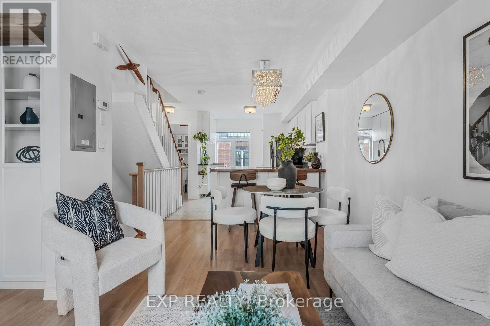 Property at 215 - 870 JANE STREET image 2