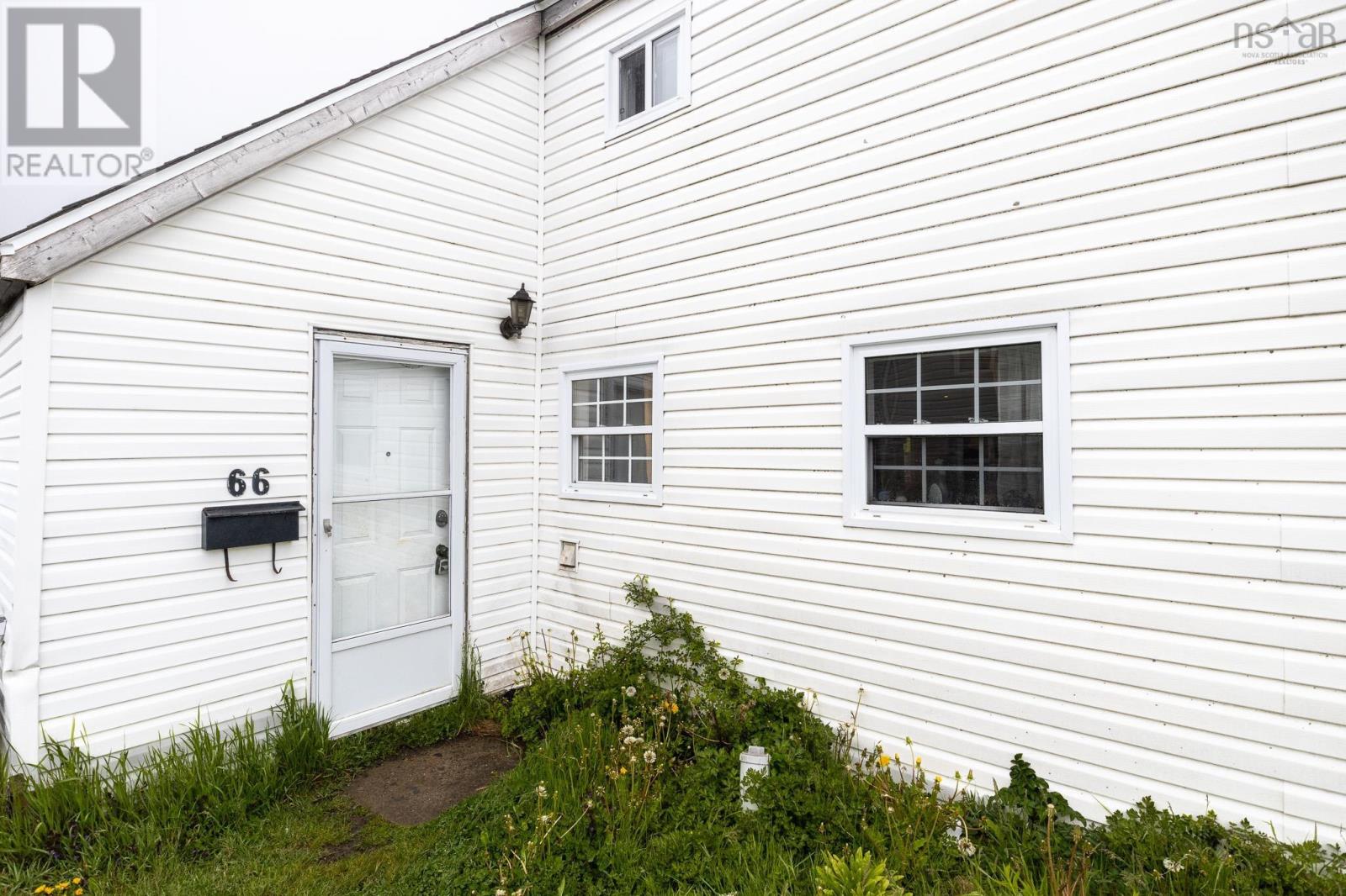 66 School Street, Glace Bay, Nova Scotia  B1A 1J4 - Photo 2 - 202503724