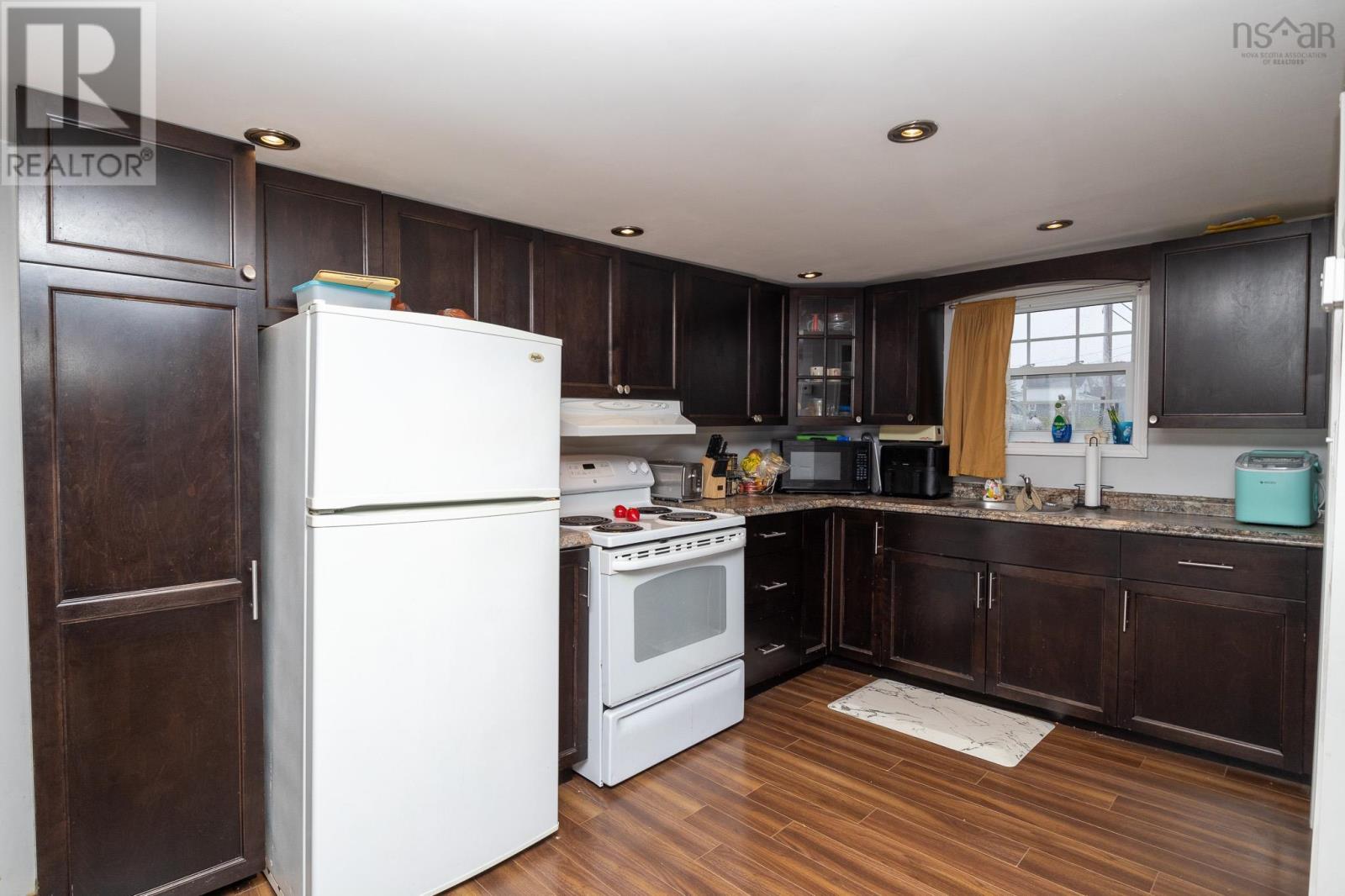 66 School Street, Glace Bay, Nova Scotia  B1A 1J4 - Photo 6 - 202503724