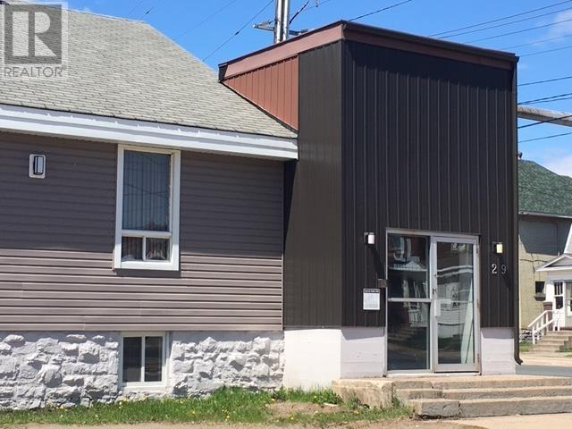 29 Wellington St E # 6, Sault Ste. Marie, Ontario  P6A 2K9 - Photo 2 - SM250049
