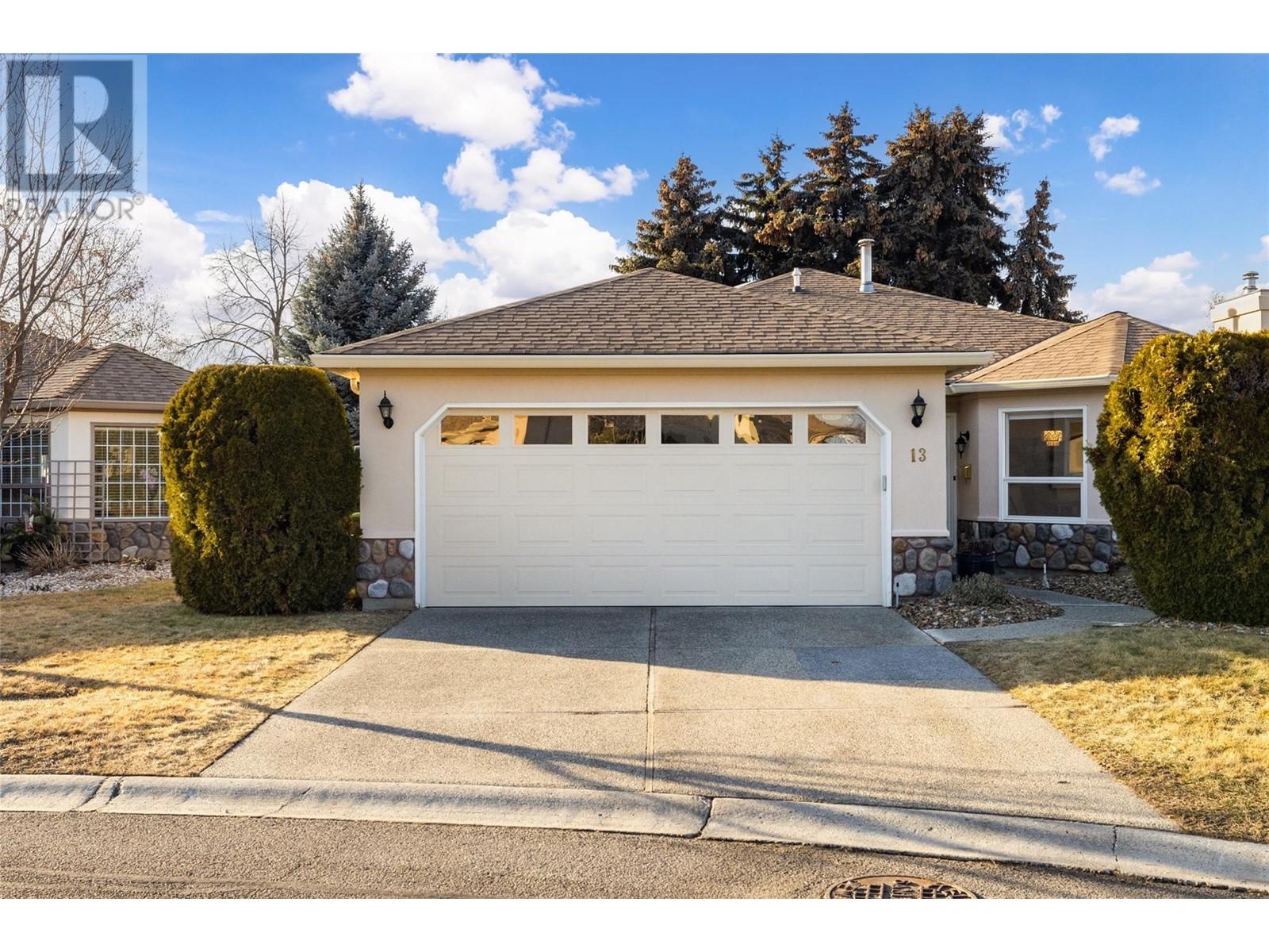 1201 Cameron Avenue Unit# 13, Kelowna, British Columbia  V1Y 9H1 - Photo 2 - 10335619