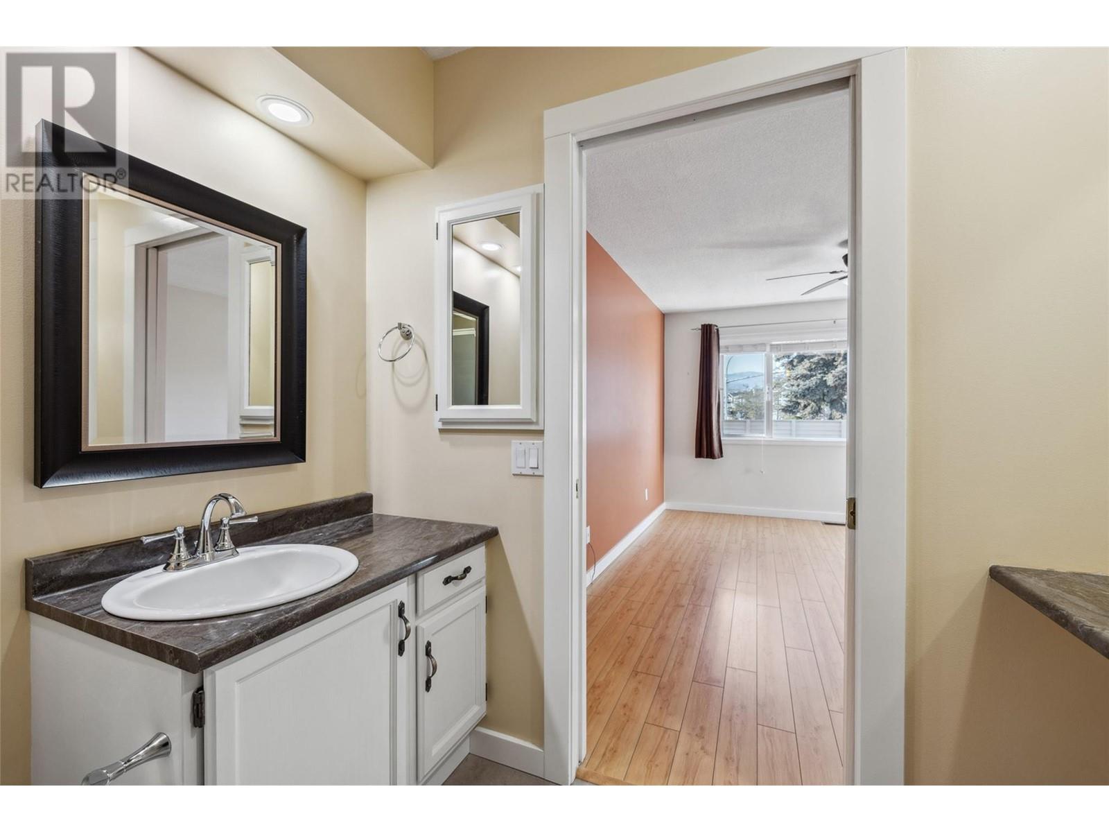 1201 Cameron Avenue Unit# 13, Kelowna, British Columbia  V1Y 9H1 - Photo 31 - 10335619