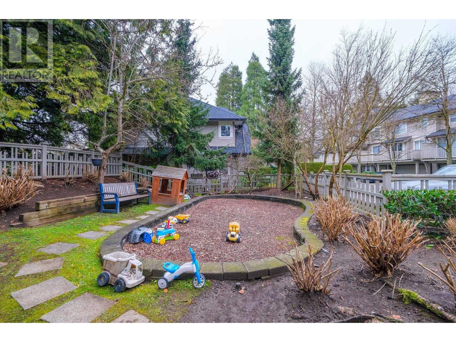 45 8415 Cumberland Place, Burnaby, British Columbia  V3N 5C3 - Photo 32 - R2971356
