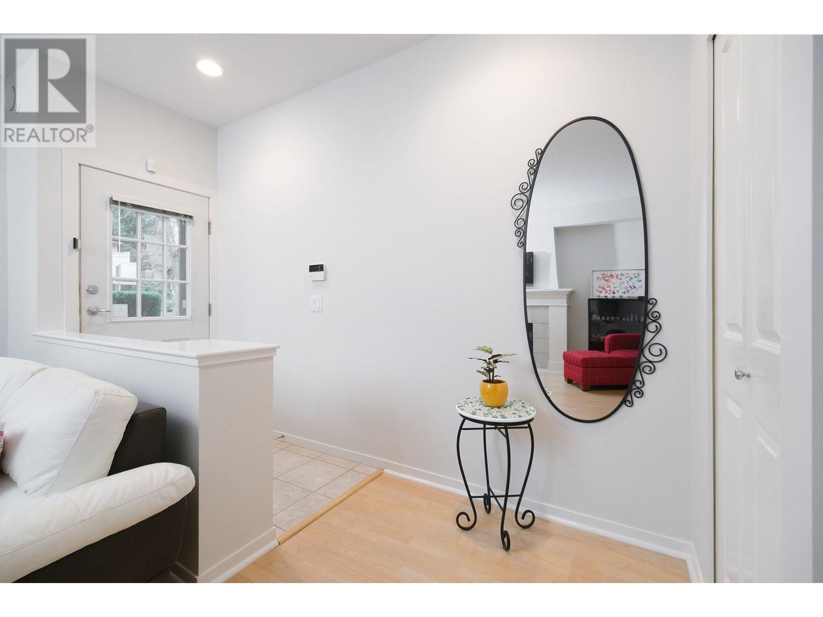 45 8415 Cumberland Place, Burnaby, British Columbia  V3N 5C3 - Photo 6 - R2971356
