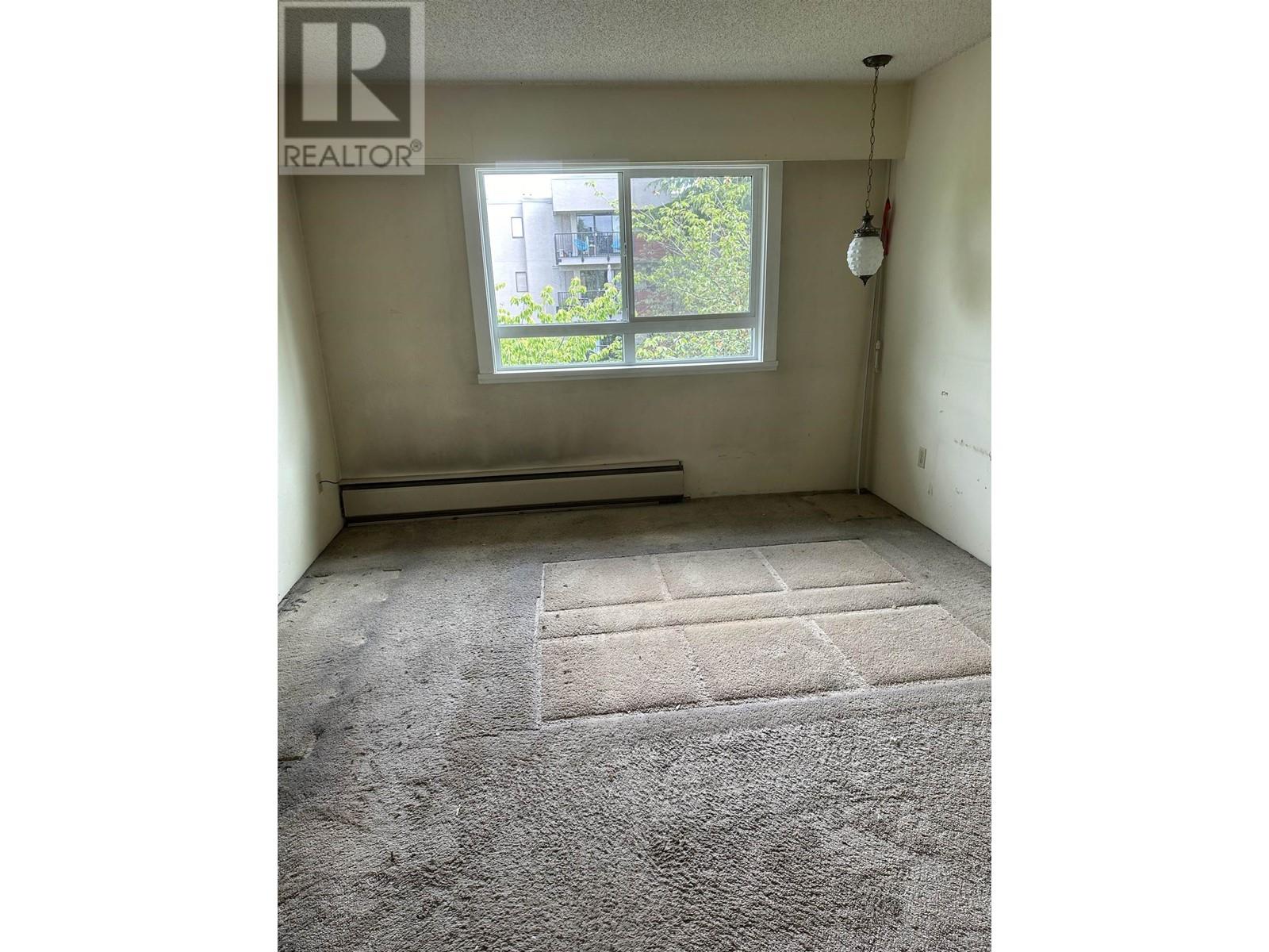 Listing Picture 6 of 10 : 353 588 E 5 AVENUE, Vancouver / 溫哥華 - 魯藝地產 Yvonne Lu Group - MLS Medallion Club Member