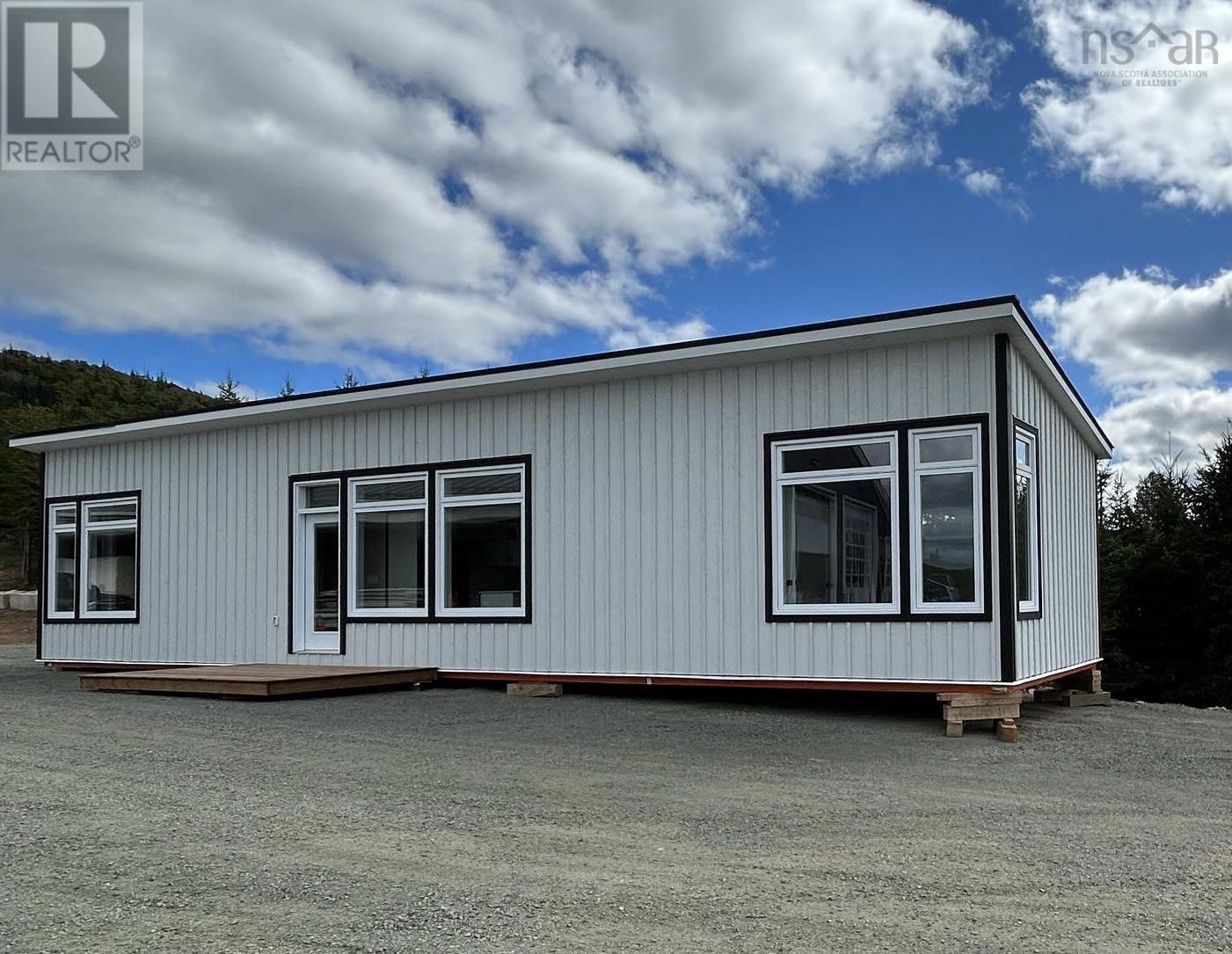 25 Parkdale Crescent, Inverness, Nova Scotia  B0E 1N0 - Photo 4 - 202501590