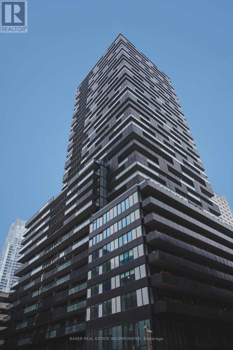 3303 - 15 Roehampton Avenue, Toronto, Ontario  M4P 0C2 - Photo 9 - C11991767