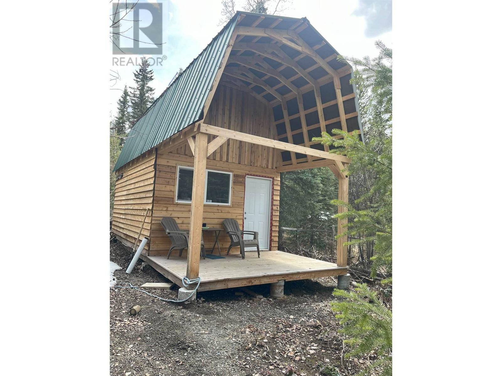 6267 MACABAR ROAD, Deka Lake / Sulphurous / Hathaway Lakes, British Columbia