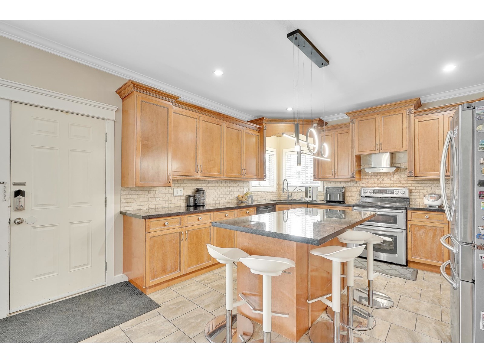 8378 208th Street, Langley, British Columbia  V2Y 0A7 - Photo 11 - R2970920