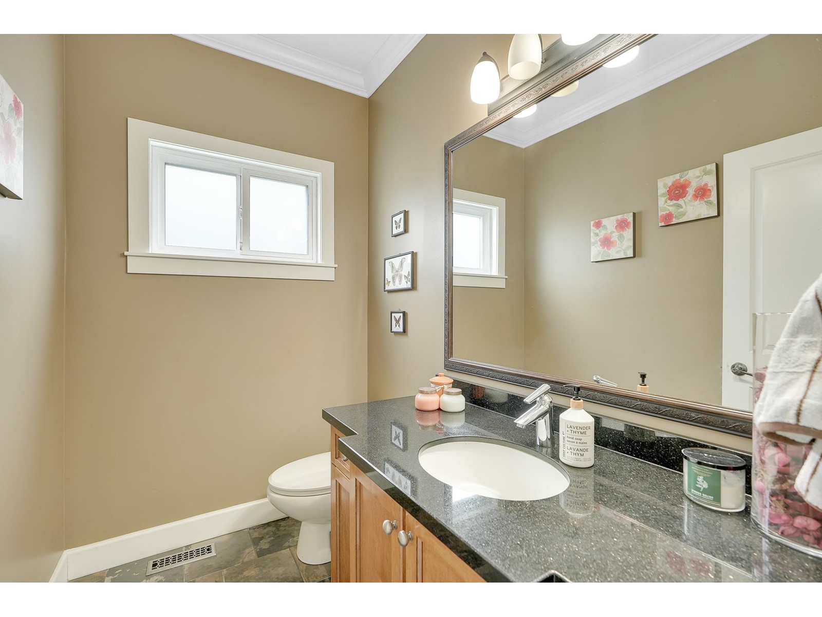 8378 208th Street, Langley, British Columbia  V2Y 0A7 - Photo 9 - R2970920