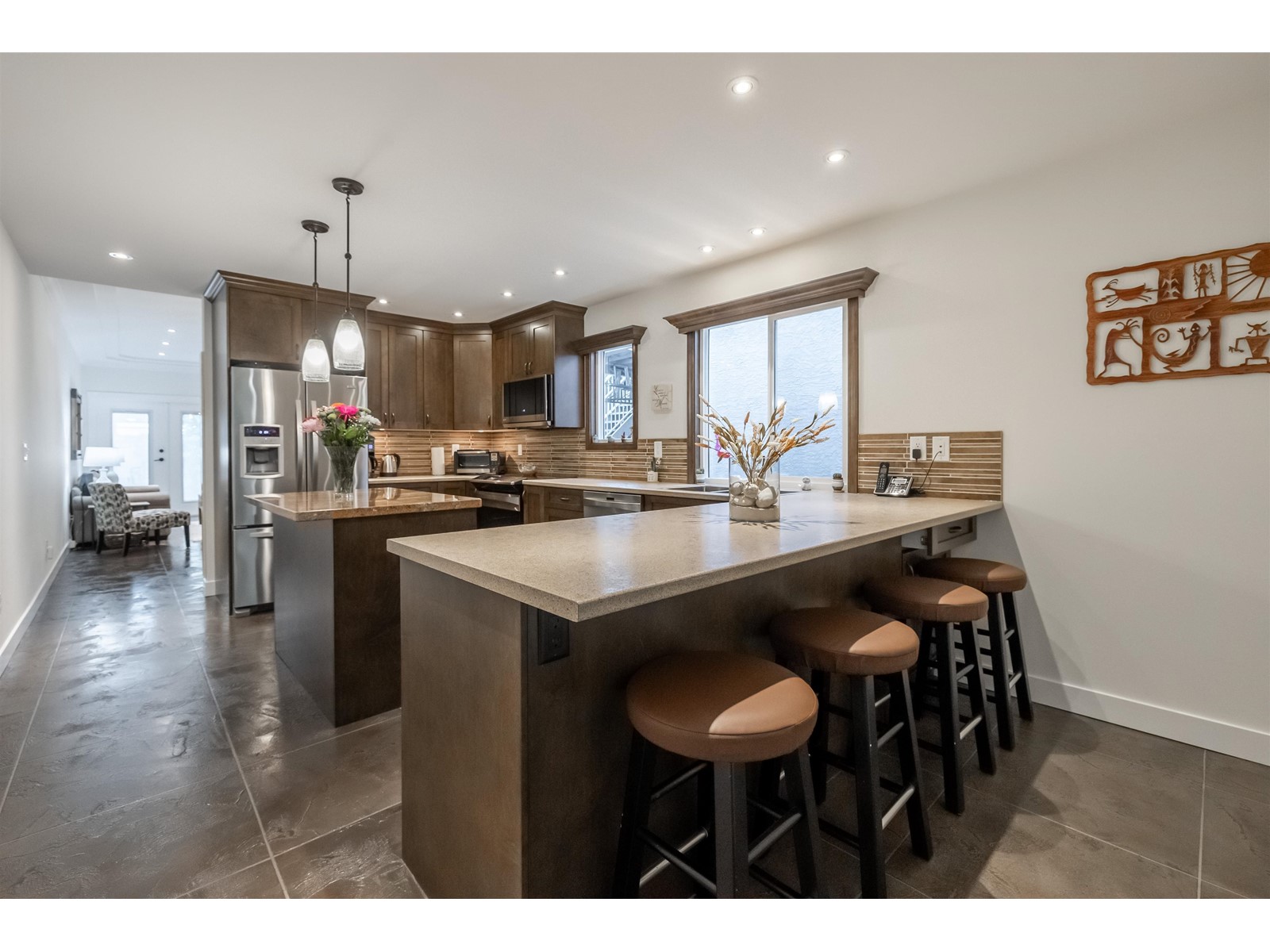 Property at 859 HABGOOD STREET image 4