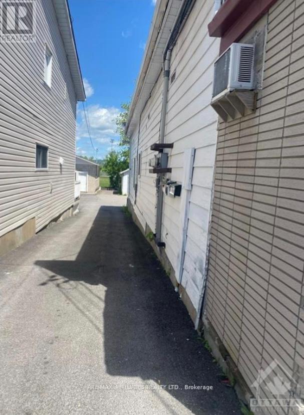 669 Main Street E, Hawkesbury, Ontario  K6A 1B3 - Photo 15 - X11991847