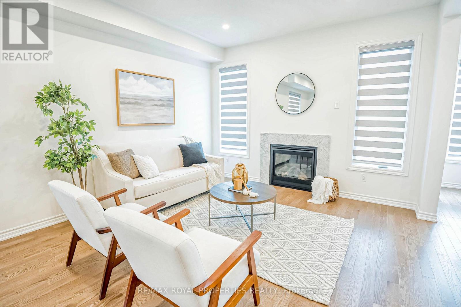 Property at 416 CORONATION ROAD image 4