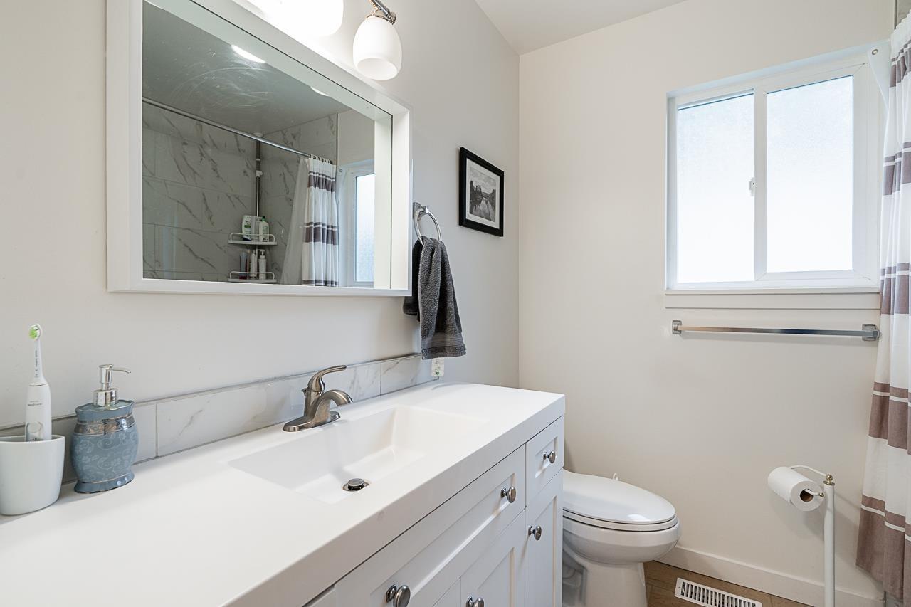 4865 203 Street, Langley, British Columbia  V3A 1V2 - Photo 7 - R2971276