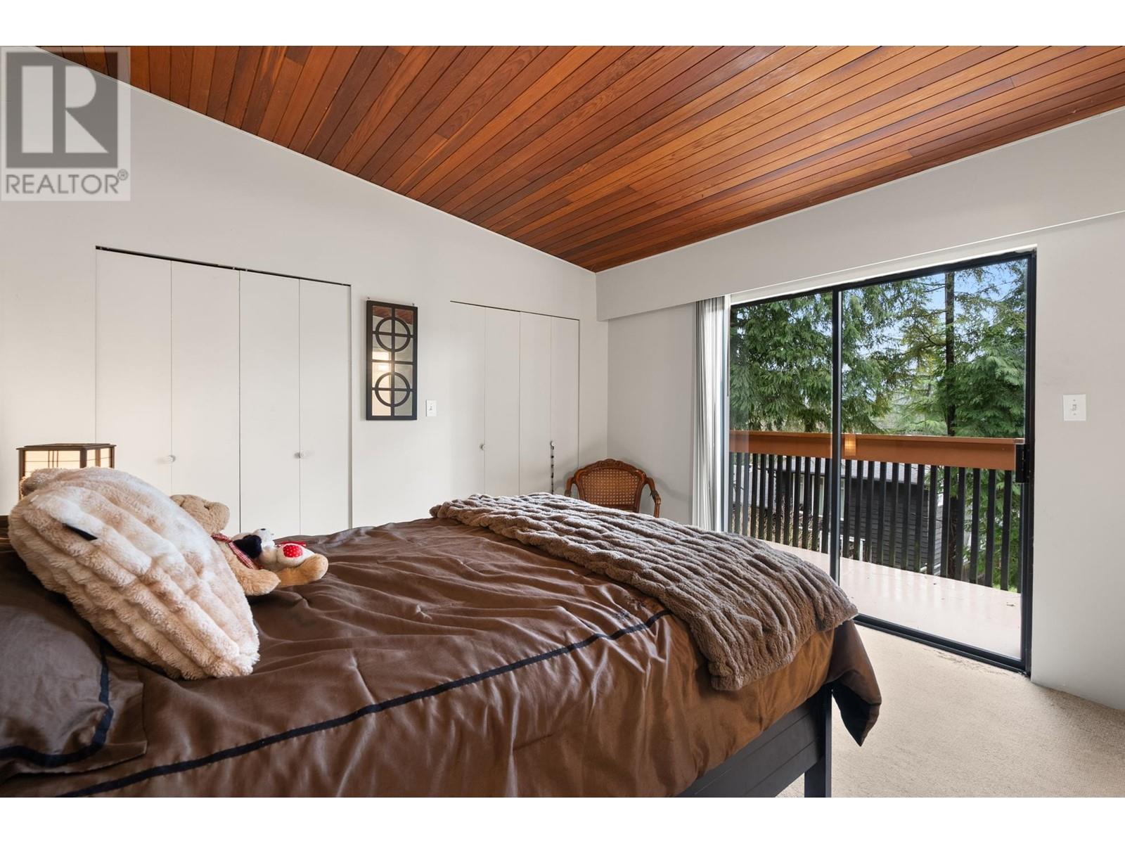 300 Loach Place, North Vancouver, British Columbia  V7G 2A3 - Photo 19 - R2970209