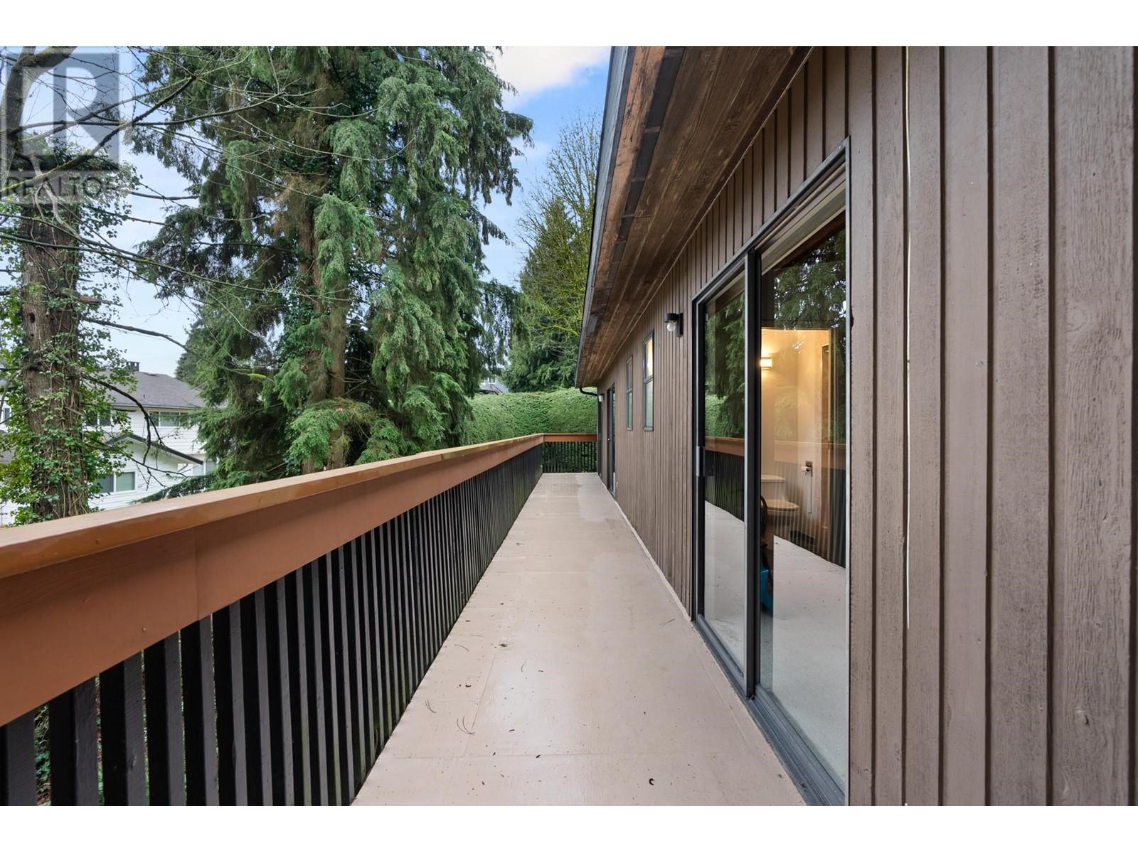 300 Loach Place, North Vancouver, British Columbia  V7G 2A3 - Photo 32 - R2970209