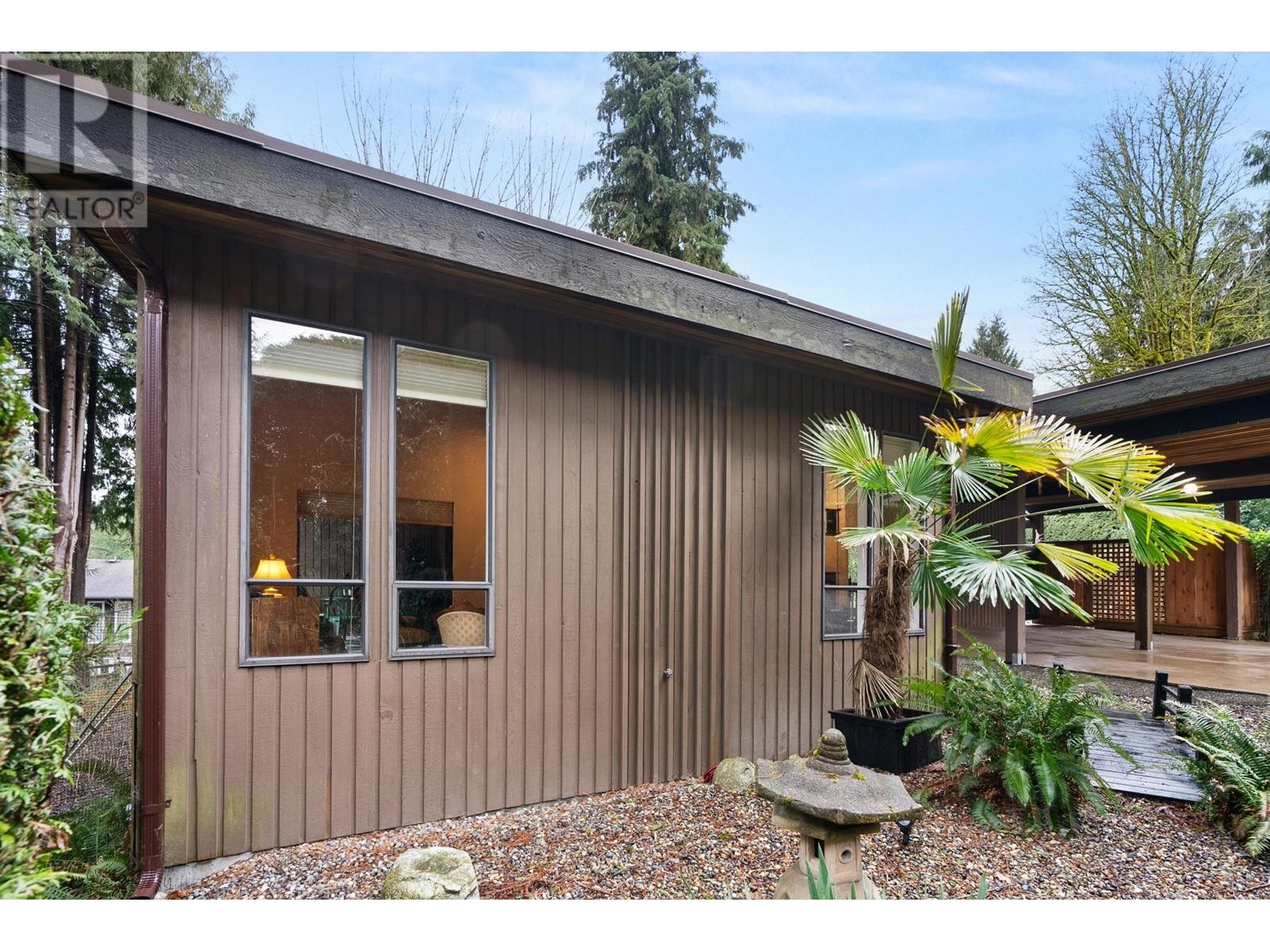 300 Loach Place, North Vancouver, British Columbia  V7G 2A3 - Photo 35 - R2970209