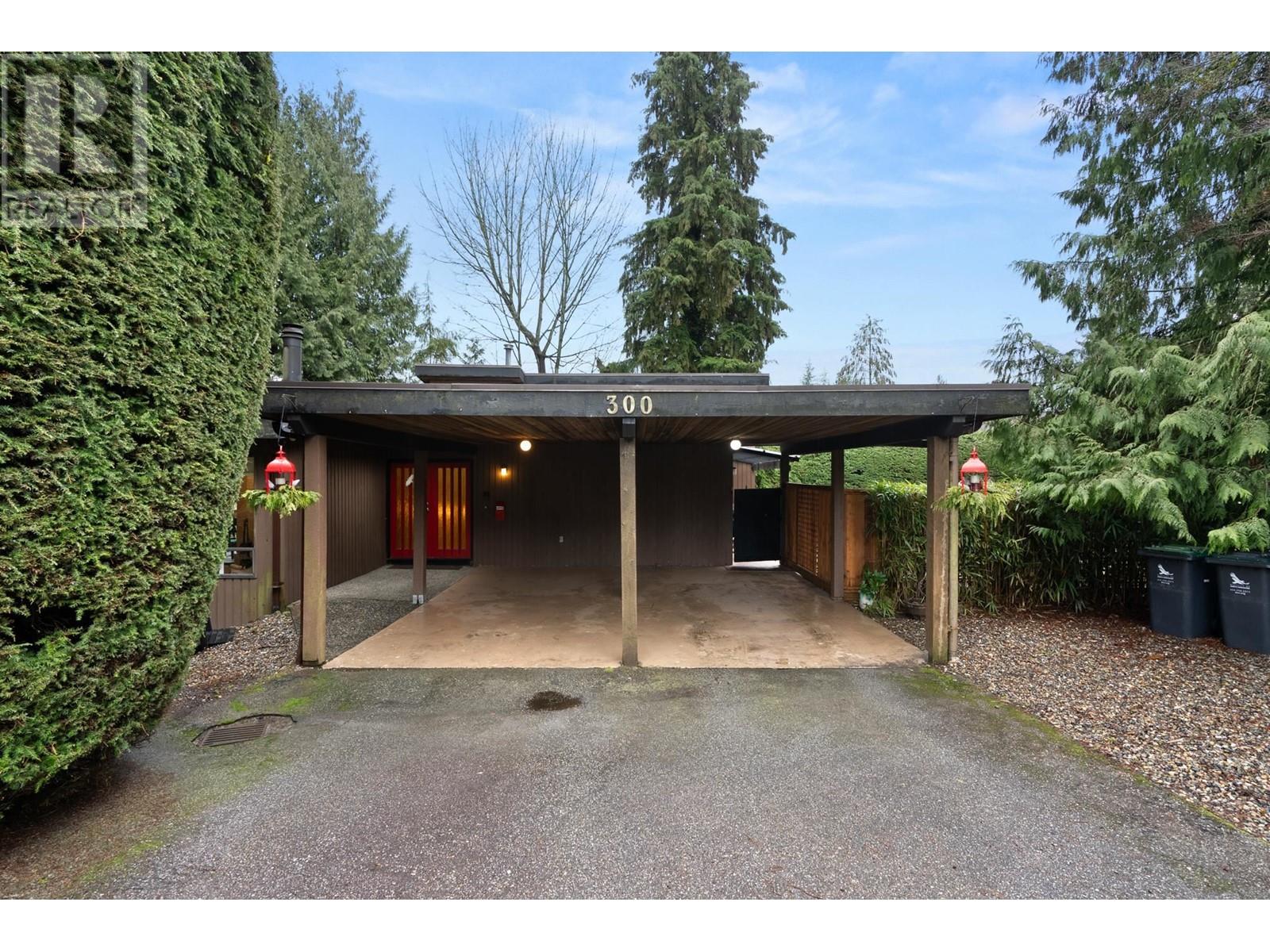 300 Loach Place, North Vancouver, British Columbia  V7G 2A3 - Photo 39 - R2970209