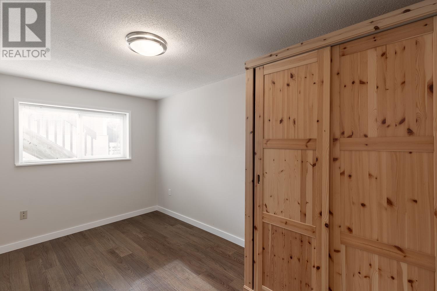 Listing Picture 22 of 33 : 2824 E 44TH AVENUE, Vancouver / 溫哥華 - 魯藝地產 Yvonne Lu Group - MLS Medallion Club Member