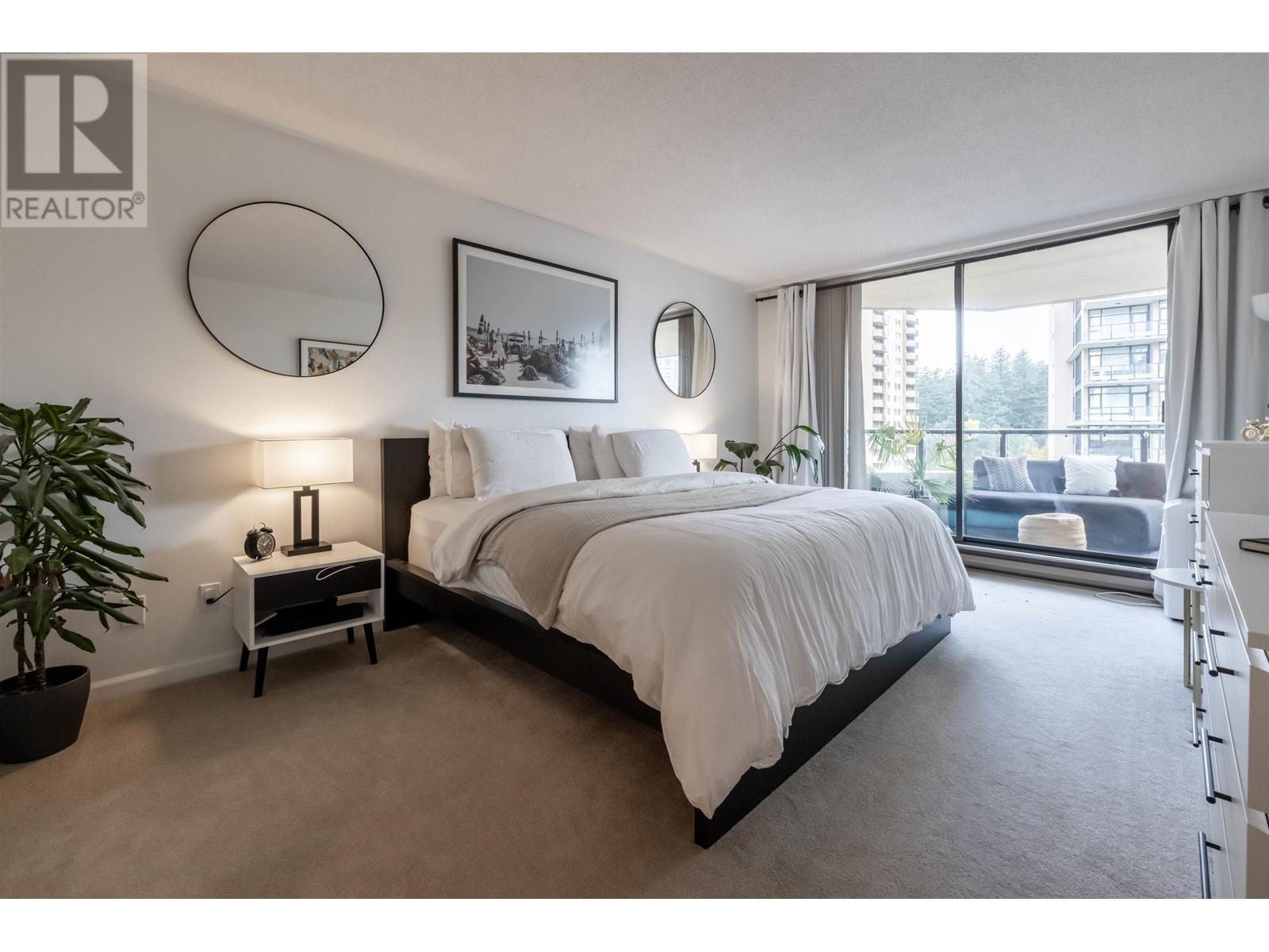 Listing Picture 22 of 40 : 802 6152 KATHLEEN AVENUE, Burnaby / 本拿比 - 魯藝地產 Yvonne Lu Group - MLS Medallion Club Member